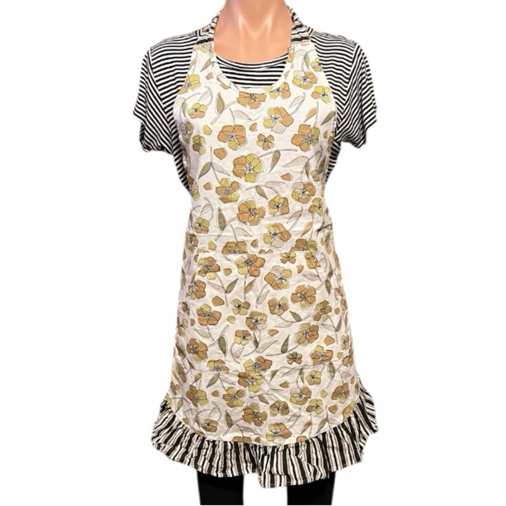 Kay Dee Designs Floral Apron with Ruffle Hem